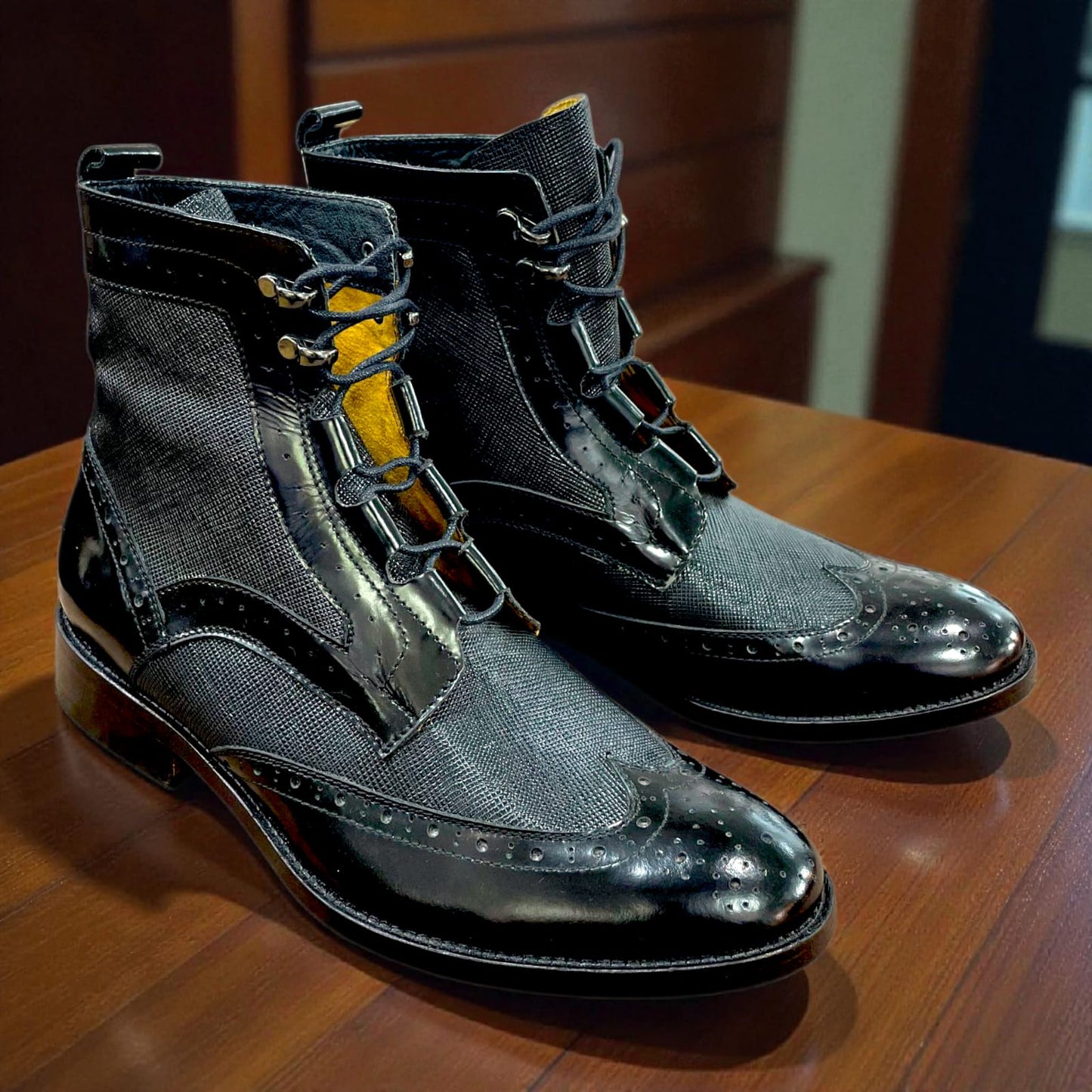 BOTÍN DERBY CUERO COLOR NEGRO TALLA 41