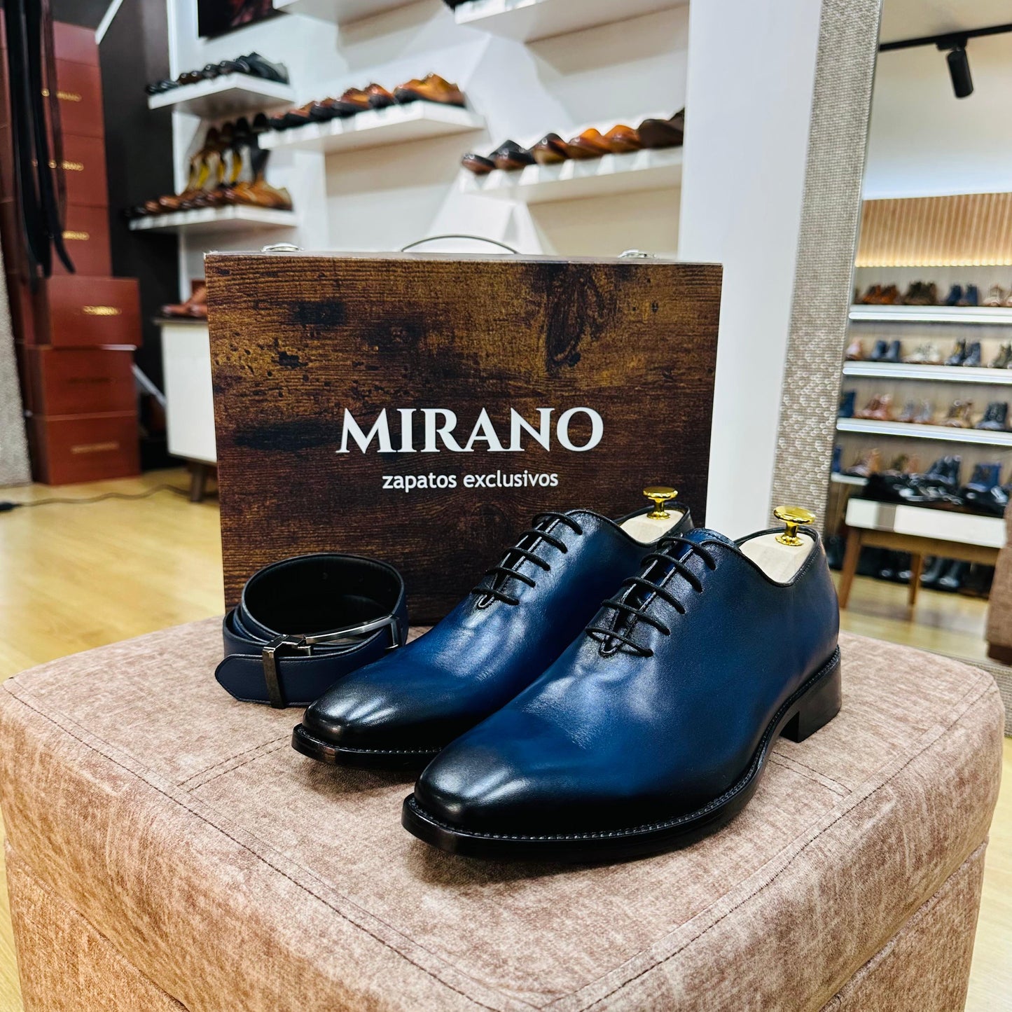 MONOPEZZO AZUL + CINTURON + KIT DE LIMPIEZA + CAJA PREMIUM