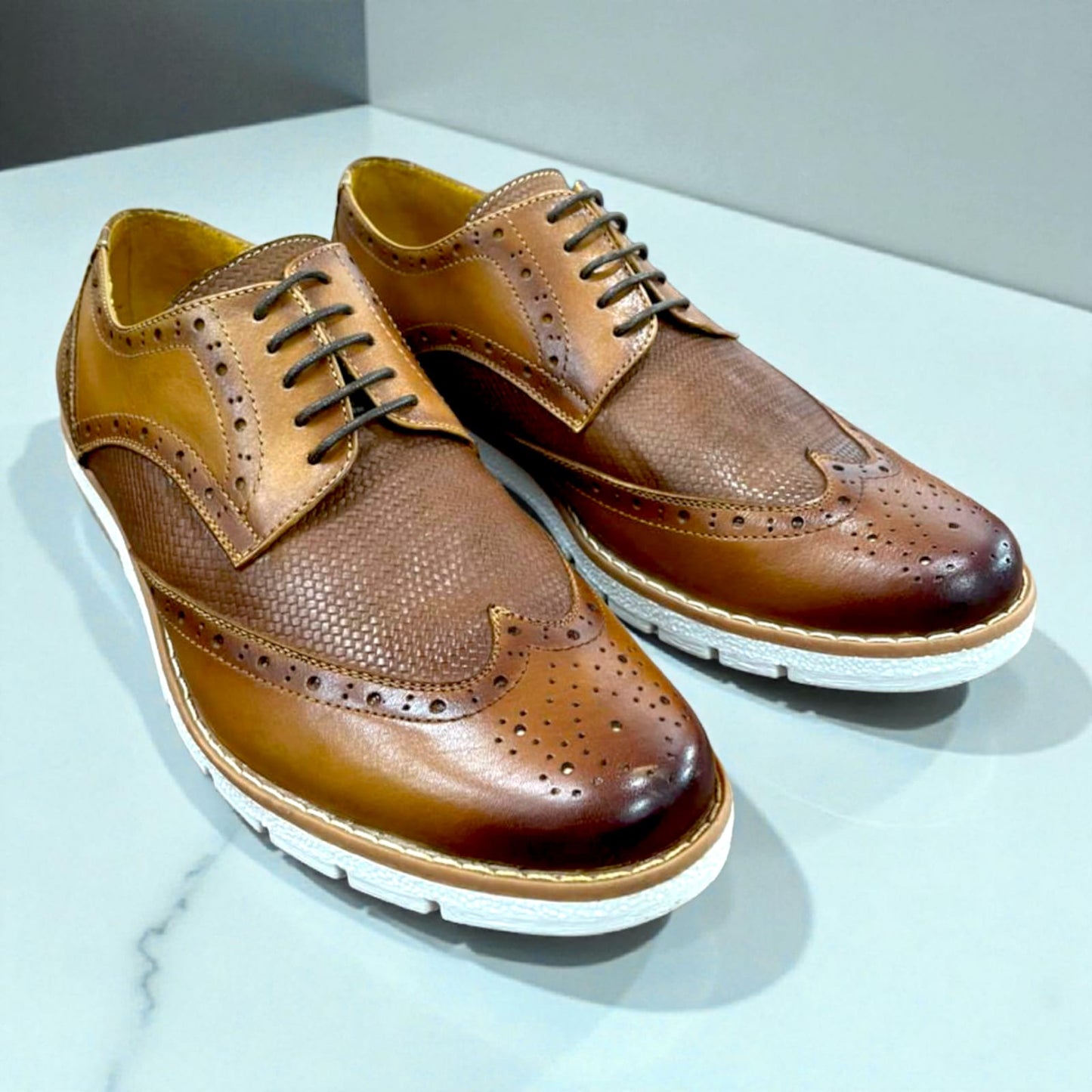 ZAPATO ALLAN POE ESTERILLADO MIEL TALLA 40