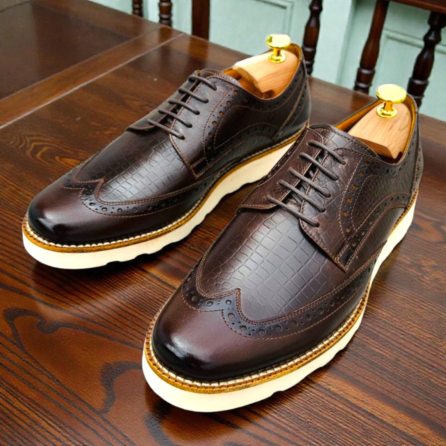 Allan Poe Cafe Croco