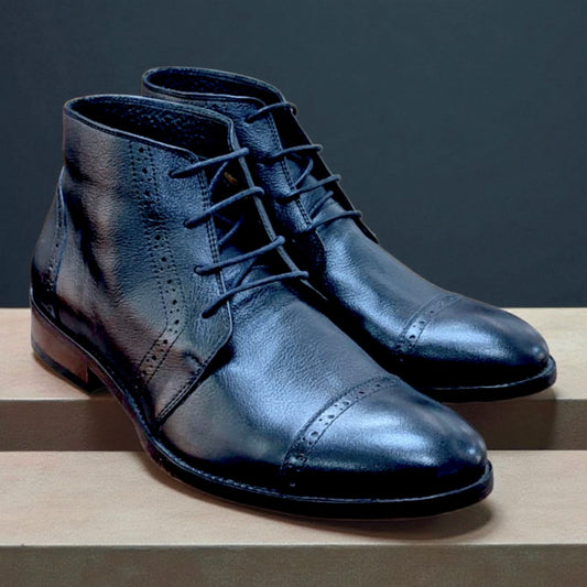 BOTÍN CHUKKA COLOR NEGRO TALLA 40