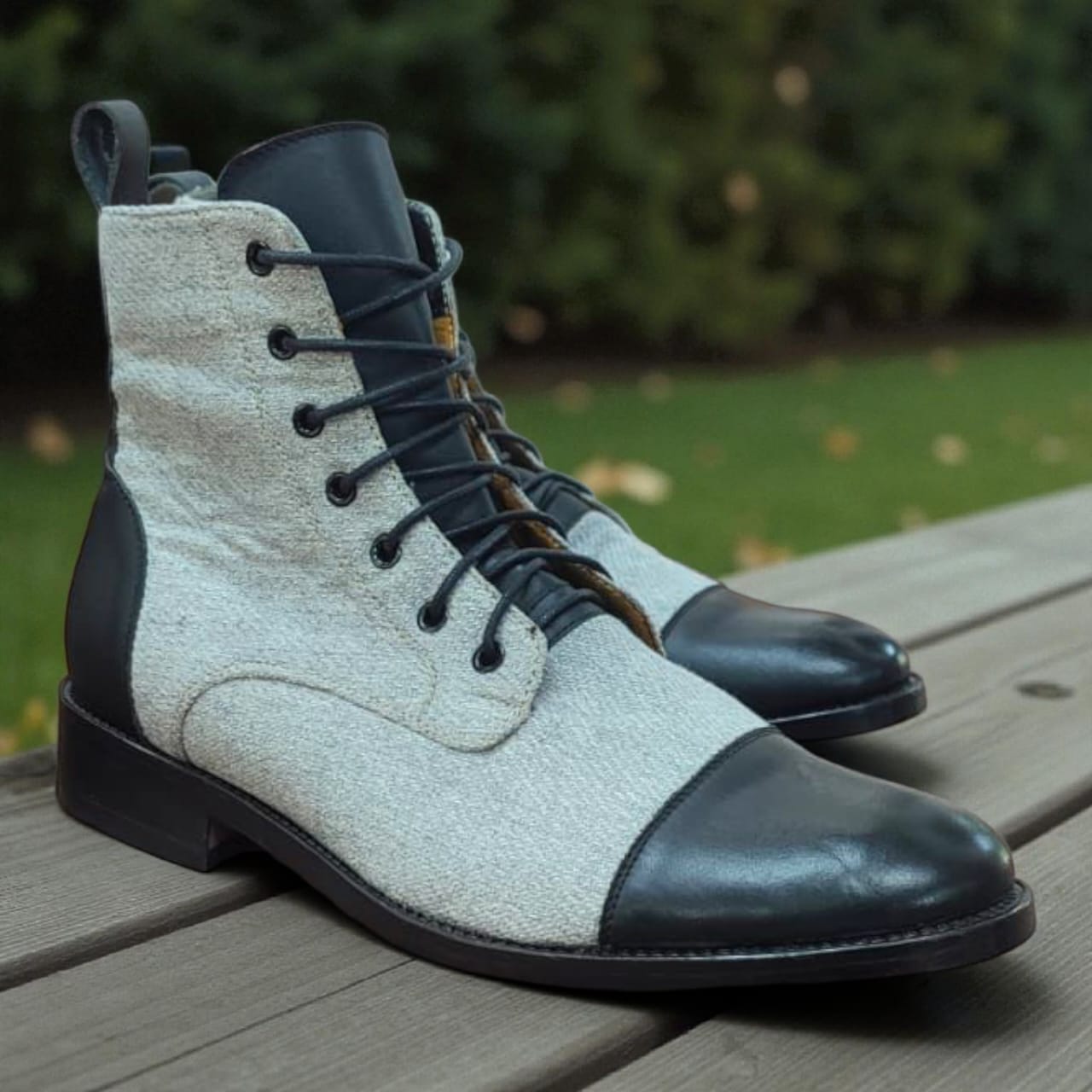 BOTÍN JACKBOOT NEGRO CON GRIS CLARO TALLA 40