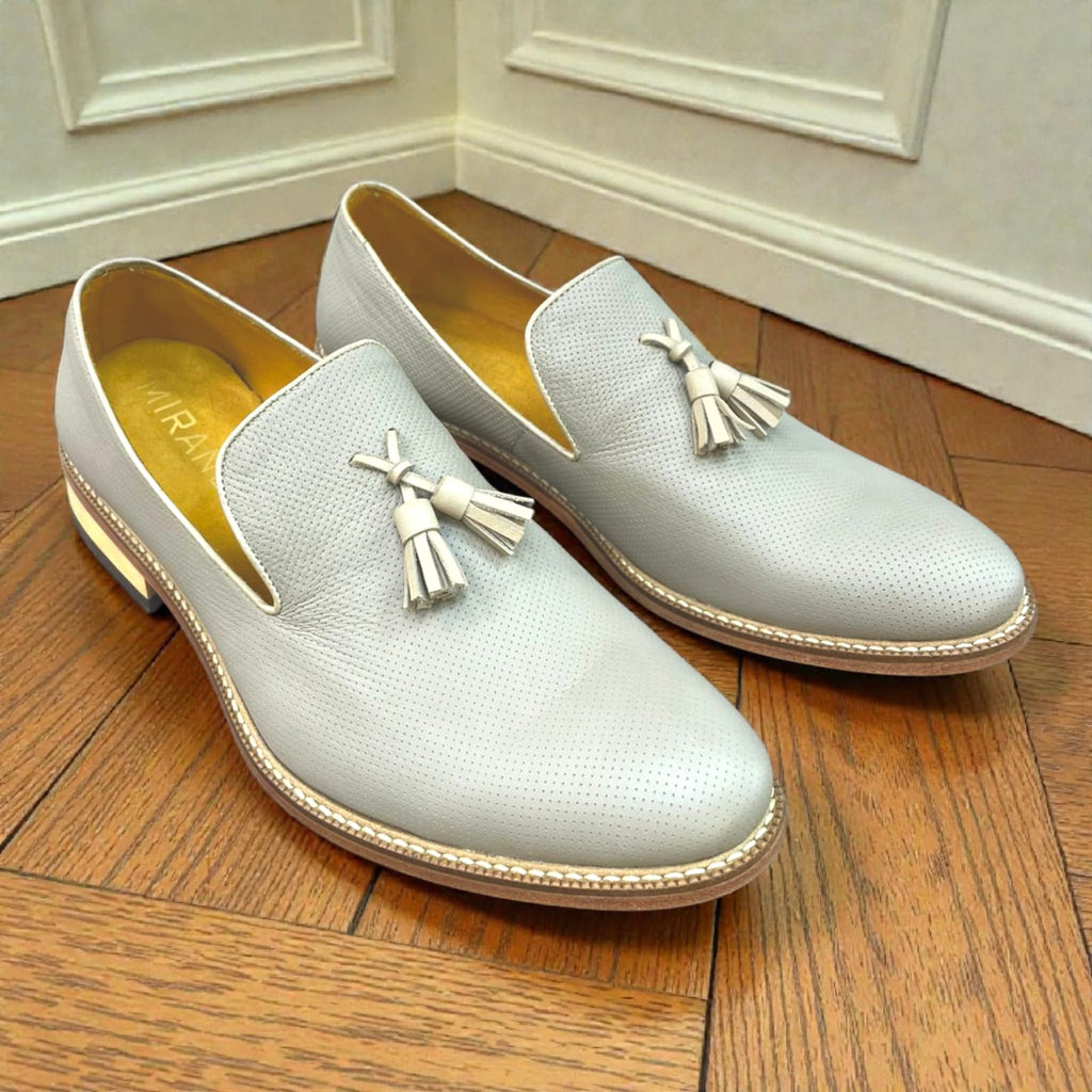 MOCASIN BORLAS CAMPANA BEIGE
