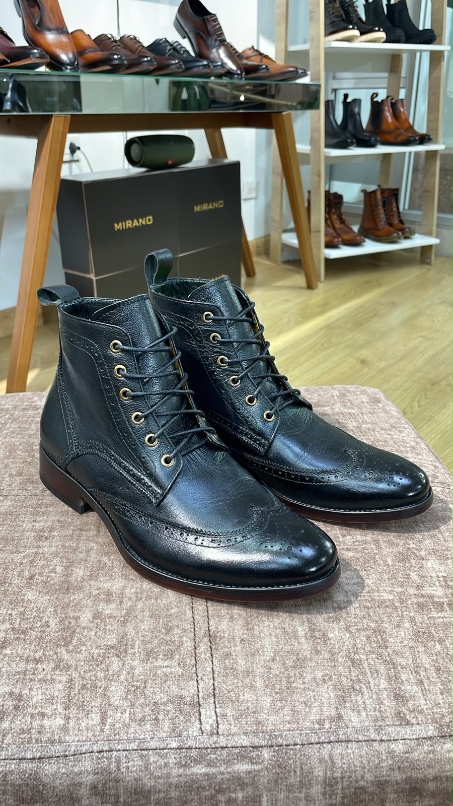 CHUKKA BOOTS NEGRO BROGUE