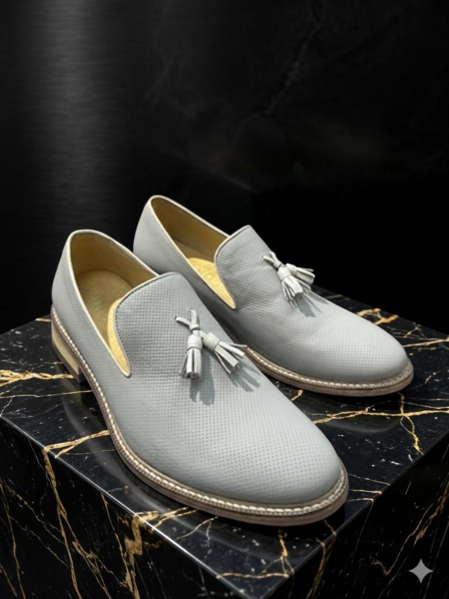 MOCASIN BORLAS CAMPANA BEIGE