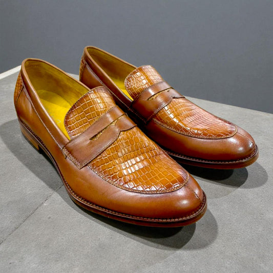 ZAPATO MOCASIN COLOR MIEL TALLA 41